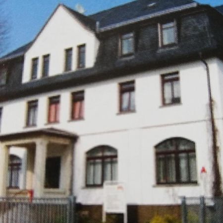 Pension Zur alten Fachschule Triptis Exterior foto